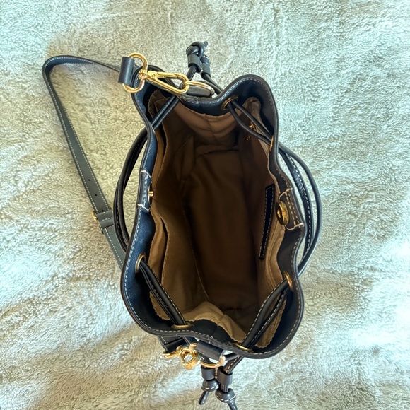 Woven Drawstring Bucket Bag - Picture 6 of 12